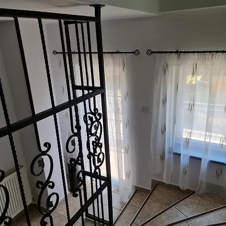 Gæstehus House 2 *