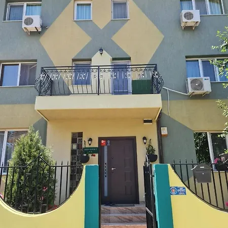 House 2 Casa de hóspedes