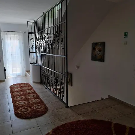 House 2 Guest house