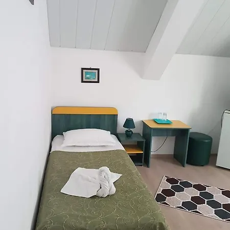House 2