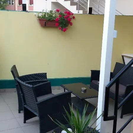 House 2 *