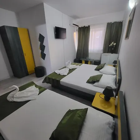 Casa de hóspedes House 2 *