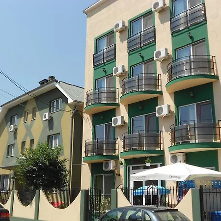 Casa de hóspedes House 2